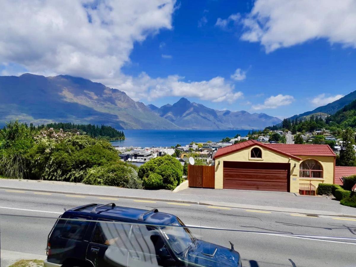 Villa Queenstown Bagian luar foto
